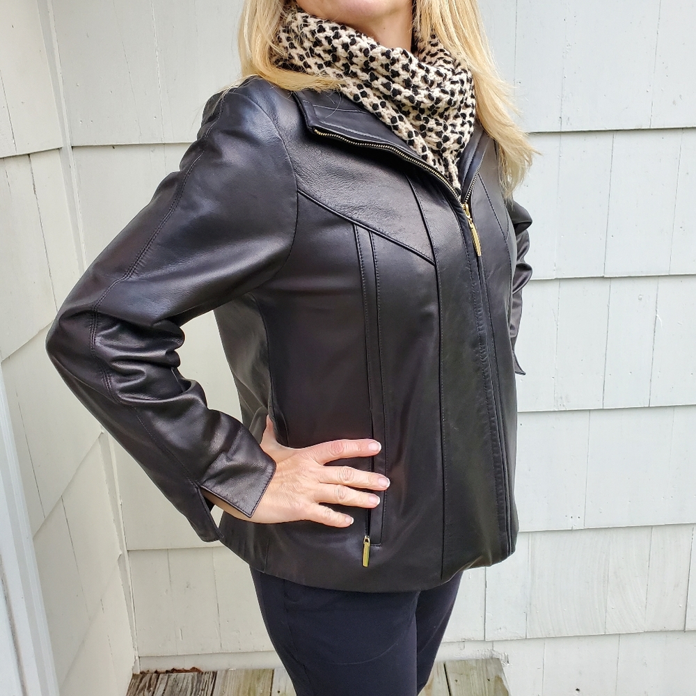 Ellen Tracy Women's Black Leather Jacket Size Medium Petite - Picture 7 of 16